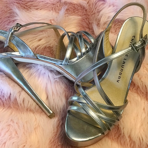 Elegant heels (worn once for Miss WI USA Pageant) - Picture 1 of 2